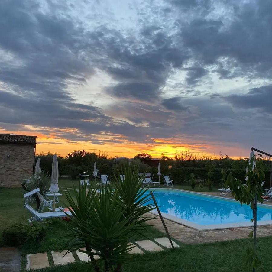 Casale Papa Country Village Loreto Luaran gambar